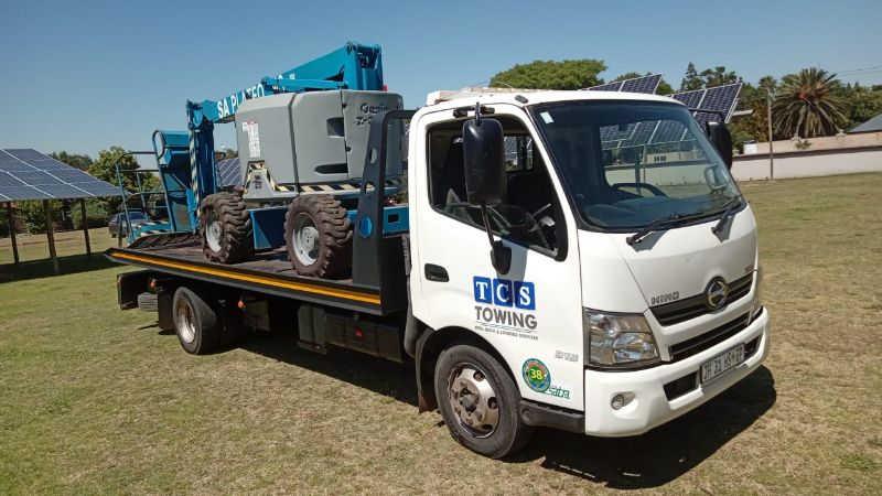 Cherry picker / boom lift — equipment transfer nationwide